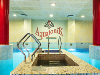 БАЛНЕОКОМПЛЕКС АКВАТОНИК - Aqua Labyrinth - басейн